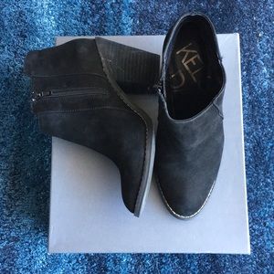 Kelsi Dagger Jaegger Booties